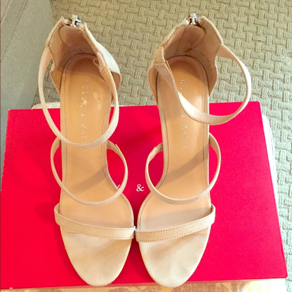 Kelly & Katie nude heels